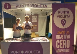 A Punto Violeta stand at the Weekend Beach festival in Torre del Mar.